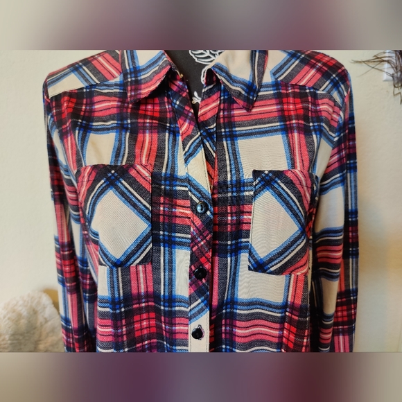 Passport Long soft flannel button down shirt 🔘 (Large) ❤️💙🖤🤍 - Picture 7 of 16